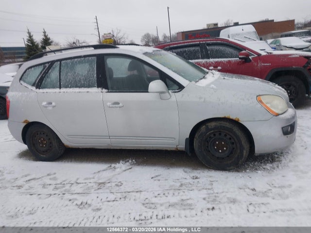 12566372 :رقم المزاد ، KNAFG528797281589 vin ، 2009 Kia Rondo Ex/ex-premium/lx مزاد بيع