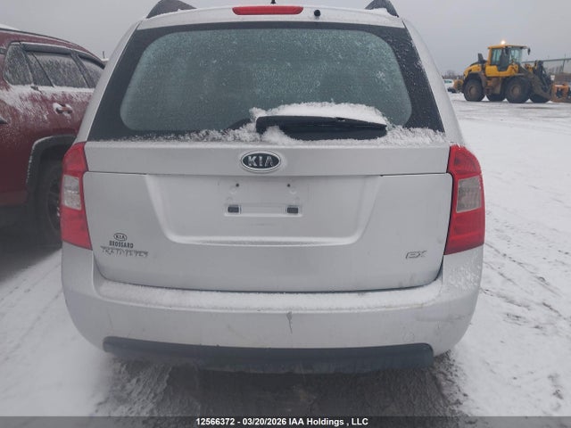 12566372 :رقم المزاد ، KNAFG528797281589 vin ، 2009 Kia Rondo Ex/ex-premium/lx مزاد بيع
