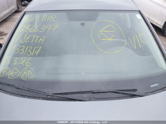 12566397 :رقم المزاد ، 3VW2B7AJ4HM331317 vin ، 2017 Volkswagen Jetta مزاد بيع