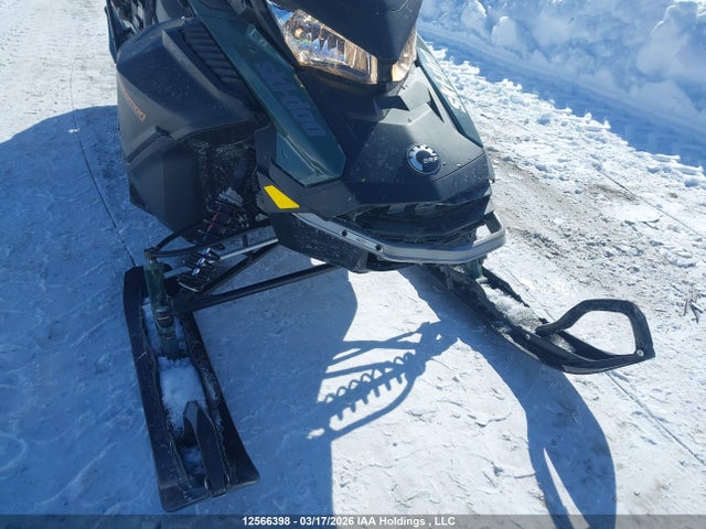 2BPSAERJ6RV000108 Skidoo Expedition