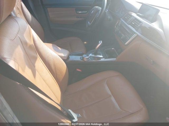2014 Bmw 328 Xi მანქანა იყიდება აუქციონზე, vin: WBA3B3C52EJ982192, აუქციონის ნომერი: 12553568