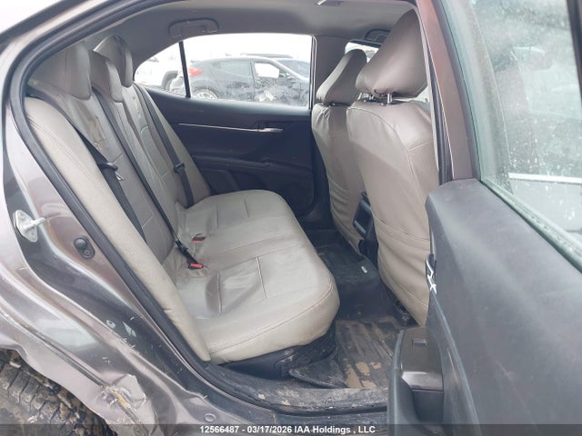 12566487 :رقم المزاد ، 4T1C31AK3MU032123 vin ، 2021 Toyota Camry Le مزاد بيع