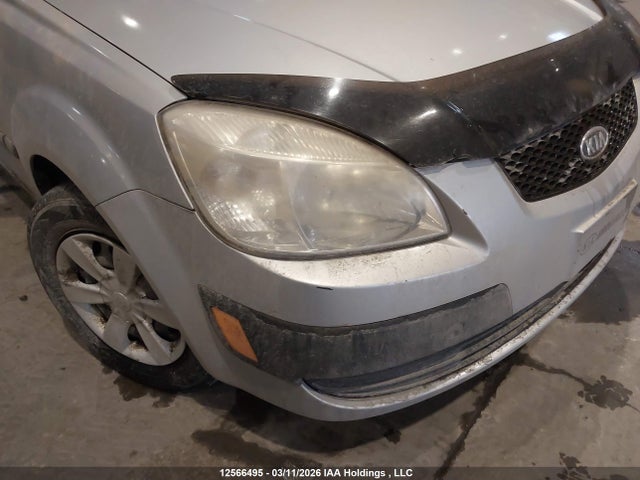 12566495 :رقم المزاد ، KNADE123966172515 vin ، 2006 Kia Rio مزاد بيع