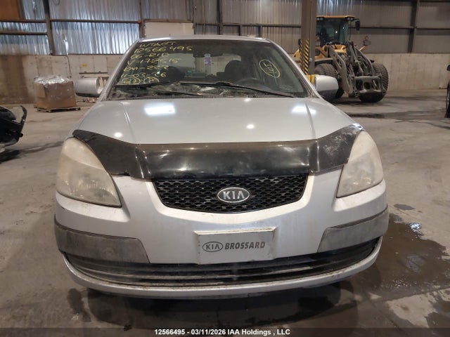 12566495 :رقم المزاد ، KNADE123966172515 vin ، 2006 Kia Rio مزاد بيع