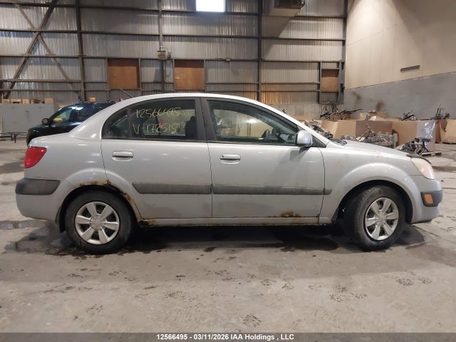 12566495 :رقم المزاد ، KNADE123966172515 vin ، 2006 Kia Rio مزاد بيع