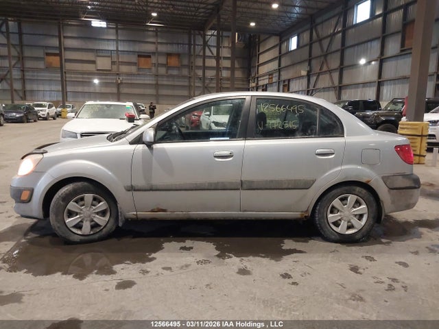 12566495 :رقم المزاد ، KNADE123966172515 vin ، 2006 Kia Rio مزاد بيع