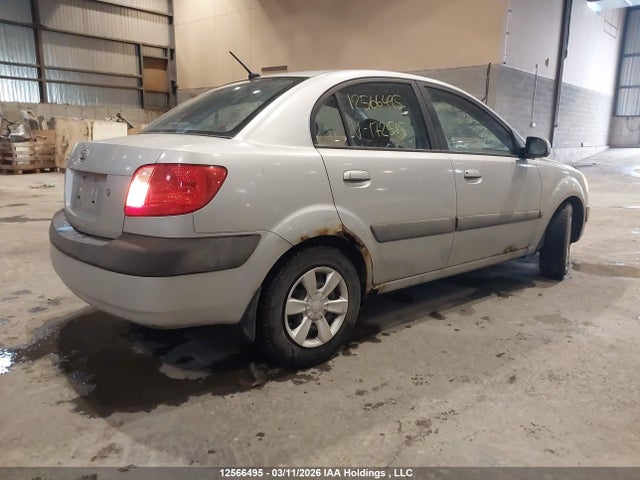 12566495 :رقم المزاد ، KNADE123966172515 vin ، 2006 Kia Rio مزاد بيع