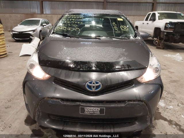 JTDZN3EUXHJ065773 Toyota PRIUS V