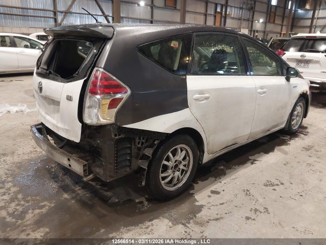 JTDZN3EUXHJ065773 Toyota PRIUS V