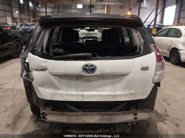 JTDZN3EUXHJ065773 Toyota PRIUS V