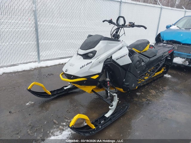 Skidoo Summit 850 2023 2BPSCDPD1PV000094 Image 2