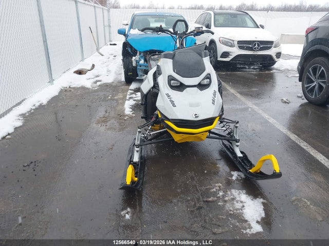 Skidoo Summit 850 2023 2BPSCDPD1PV000094 Image 6