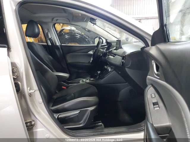 Продаж на аукціоні авто 2022 Mazda Cx-3 Touring, vin: JM1DKFC76N1603365, номер лоту: 12566573