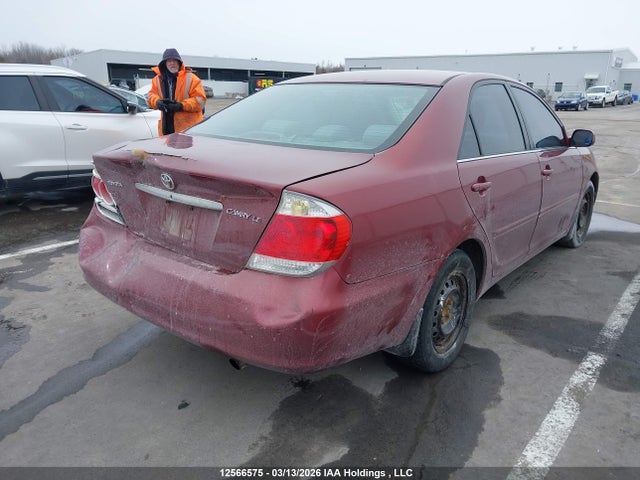 12566575 :رقم المزاد ، 4T1BE32K36U116266 vin ، 2006 Toyota Camry Le/xle/se مزاد بيع