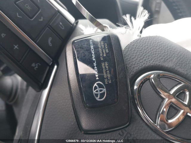 5TDDZRBHXMS129400 Toyota Highlander Limited/platinum