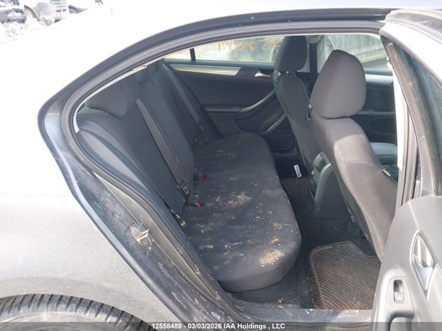 2015 Volkswagen Jetta 2.0 Tdi Comfortline მანქანა იყიდება აუქციონზე, vin: 3VWDA7AJ5FM335403, აუქციონის ნომერი: 12558489