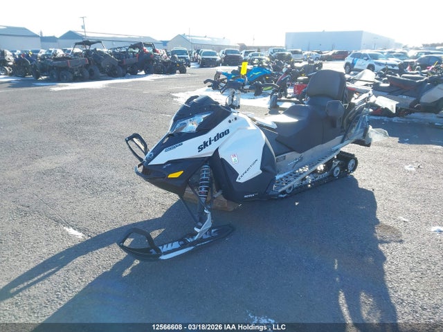 2BPSKDGA9GV000885 Skidoo Expedition