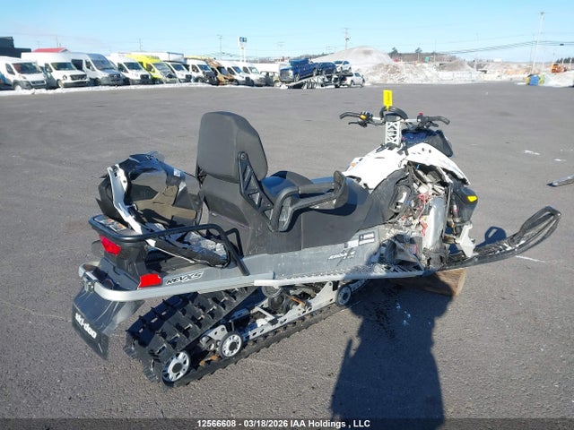 2BPSKDGA9GV000885 Skidoo Expedition