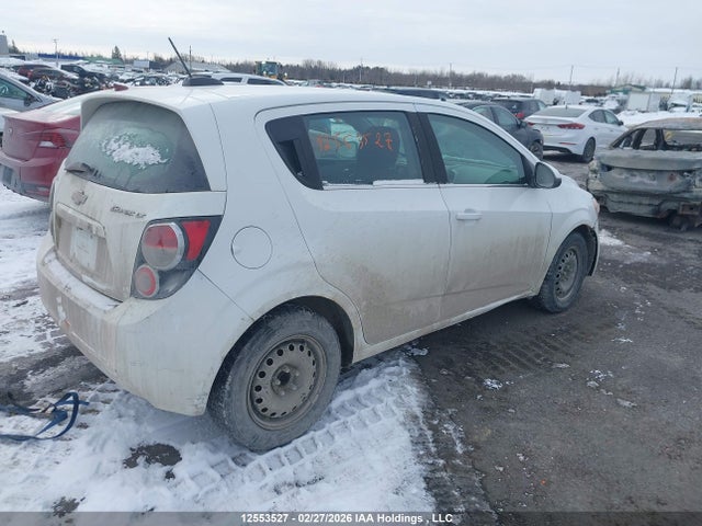 1G1JC6SH0F4144207 Chevrolet Sonic