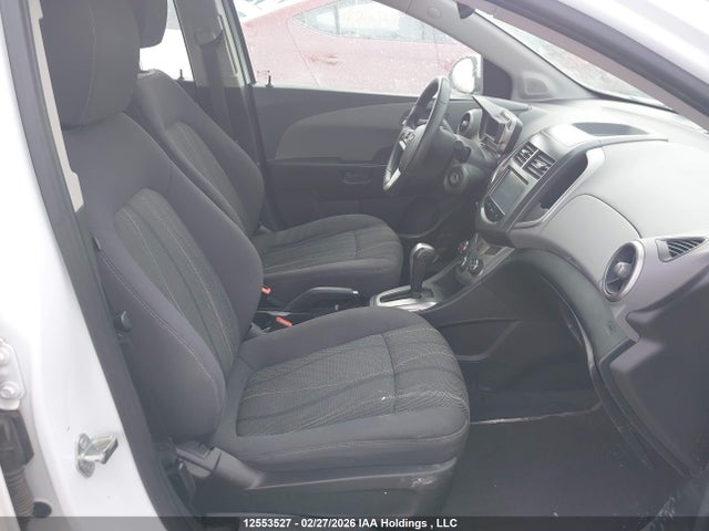 1G1JC6SH0F4144207 Chevrolet Sonic