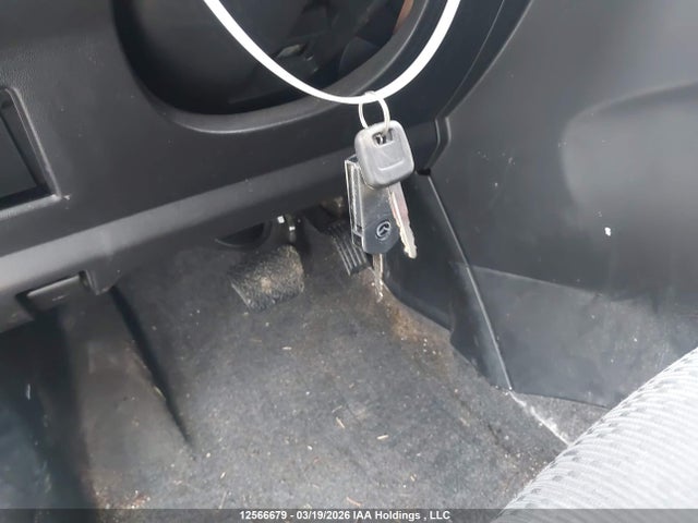 12566679 :رقم المزاد ، JM1CW2CLXC0106134 vin ، 2012 Mazda Mazda5 Gs مزاد بيع
