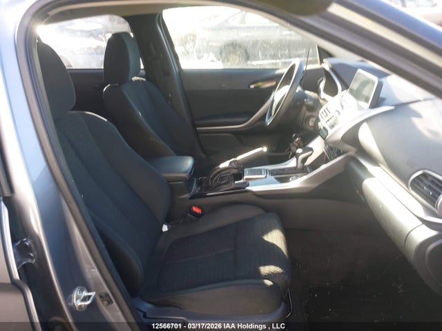 JA4AT3AA6LZ608121 Mitsubishi Eclipse Cross Es