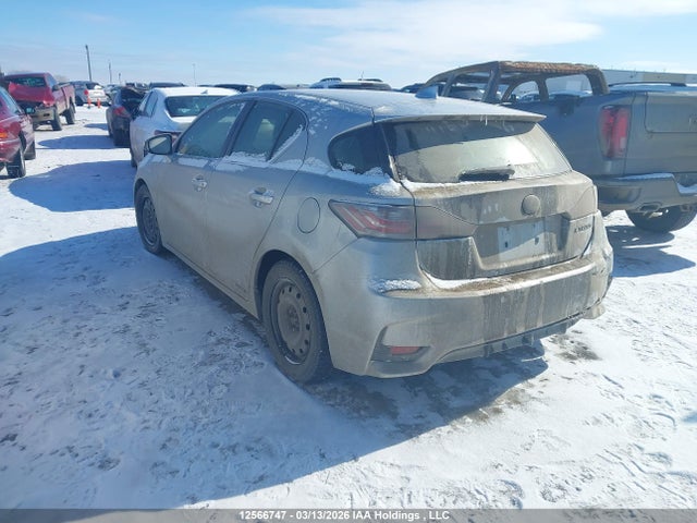 JTHKD5BH9G2274145 Lexus CT 200