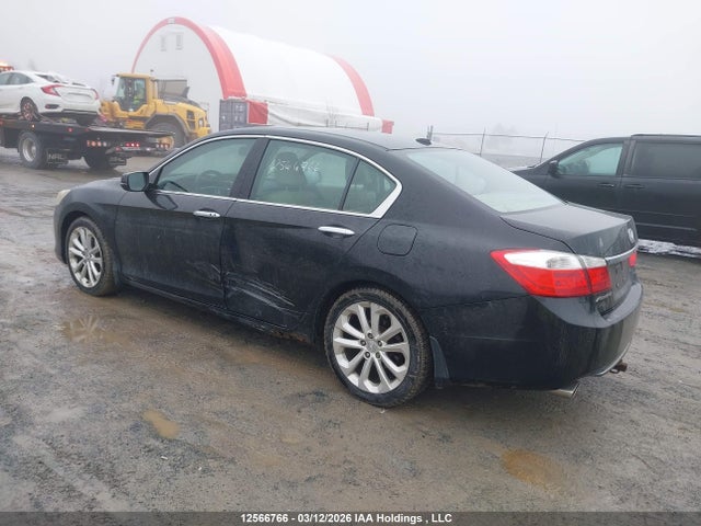1HGCR3F94EA800006 Honda Accord Touring