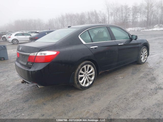 1HGCR3F94EA800006 Honda Accord Touring