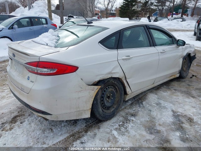 12542924 :رقم المزاد ، 3FA6P0H71HR135240 vin ، 2017 Ford Fusion Se مزاد بيع