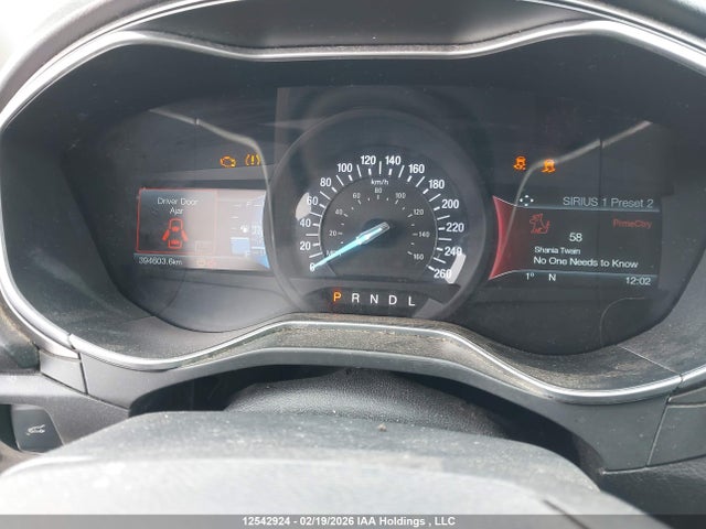 12542924 :رقم المزاد ، 3FA6P0H71HR135240 vin ، 2017 Ford Fusion Se مزاد بيع