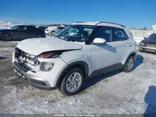 12553500 :رقم المزاد ، KMHRC8A31NU140267 vin ، 2022 Hyundai Venue Preferred مزاد بيع