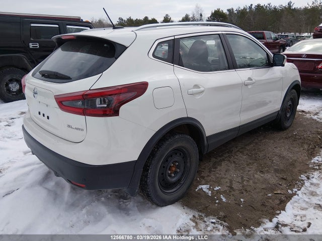 JN1BJ1BW1NW482840 Nissan Qashqai Sl/sv