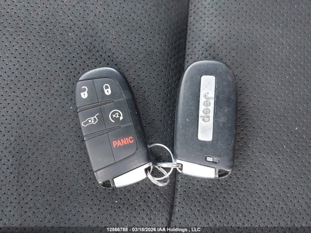 1C4RJFAG4LC406983 Jeep Grand Cherokee Altitude