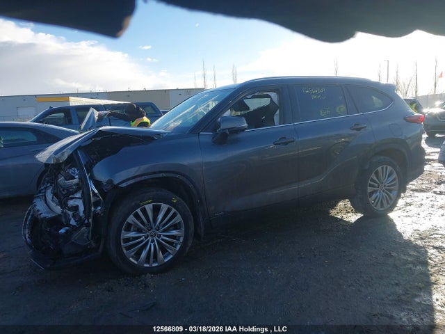 12566809 :رقم المزاد ، 5TDEBRCH1PS126171 vin ، 2023 Toyota Highlander Hybrid Limited مزاد بيع