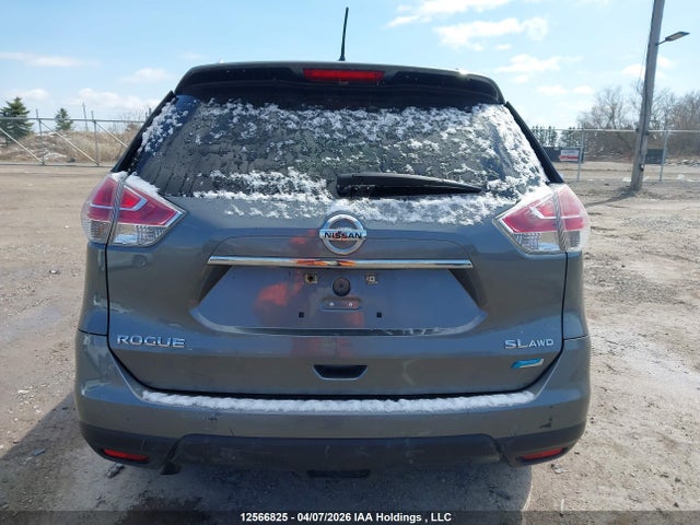 2015 Nissan Rogue S/sl/sv მანქანა იყიდება აუქციონზე, vin: 5N1AT2MV2FC918459, აუქციონის ნომერი: 12566825