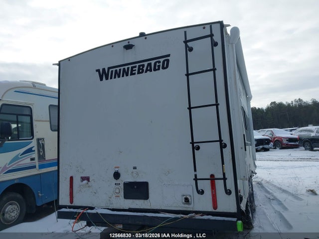 54CTT1K27T3103735 Winnebago Fbs