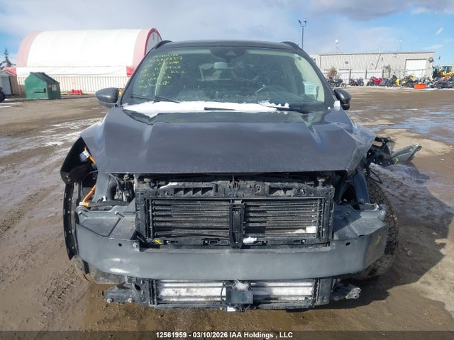 12561959 :رقم المزاد ، 1FMCU9DZ5LUA87935 vin ، 2020 Ford Escape Titanium Hybrid مزاد بيع