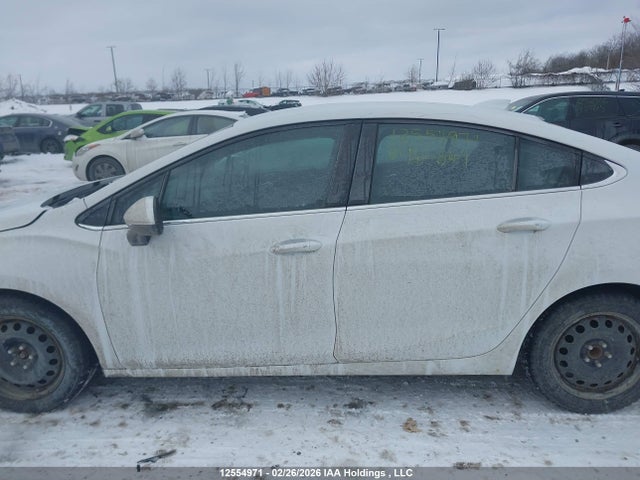 1G1BE5SM1J7164849 Chevrolet Cruze Lt Auto