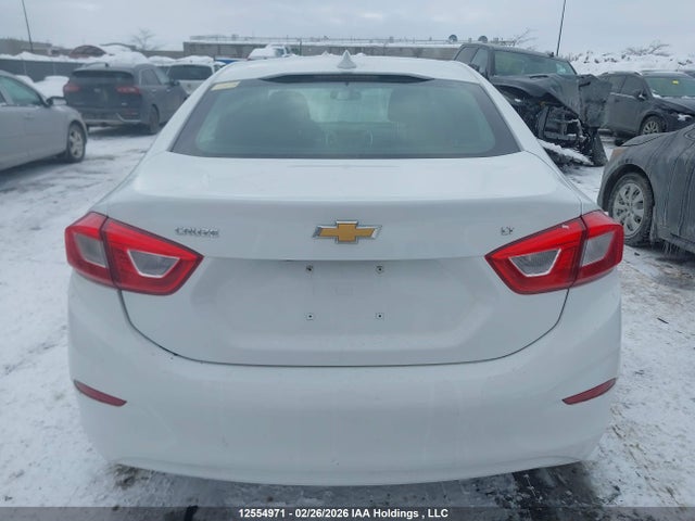 1G1BE5SM1J7164849 Chevrolet Cruze Lt Auto