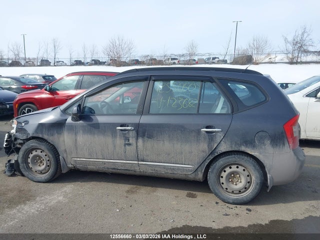 12556660 :رقم المزاد ، KNAFG525287123682 vin ، 2008 Kia Rondo Ex/ex-premium/lx مزاد بيع