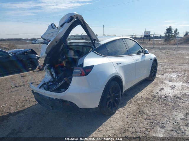 12566863 :رقم المزاد ، 7SAYGDEE6NF368432 vin ، 2022 Tesla Model Y Long Range مزاد بيع