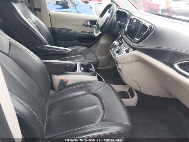 2022 Chrysler Pacifica Touring L მანქანა იყიდება აუქციონზე, vin: 2C4RC3BG8NR127151, აუქციონის ნომერი: 12566904