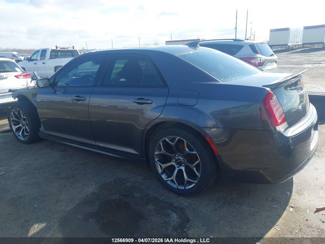 2C3CCABG8JH239821 Chrysler 300 S