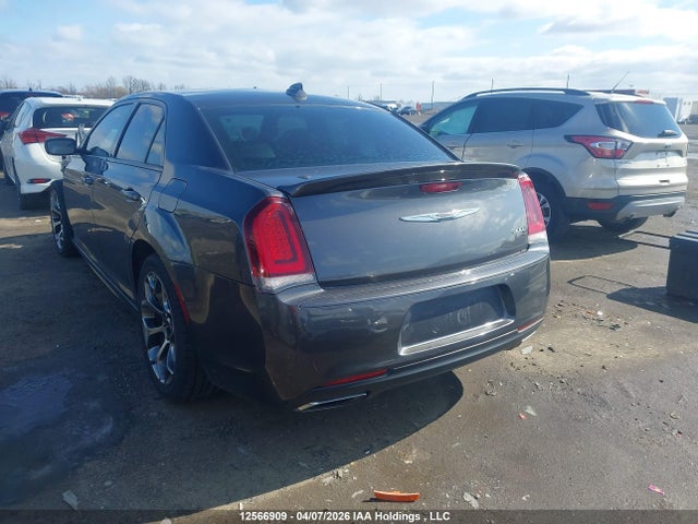2C3CCABG8JH239821 Chrysler 300 S