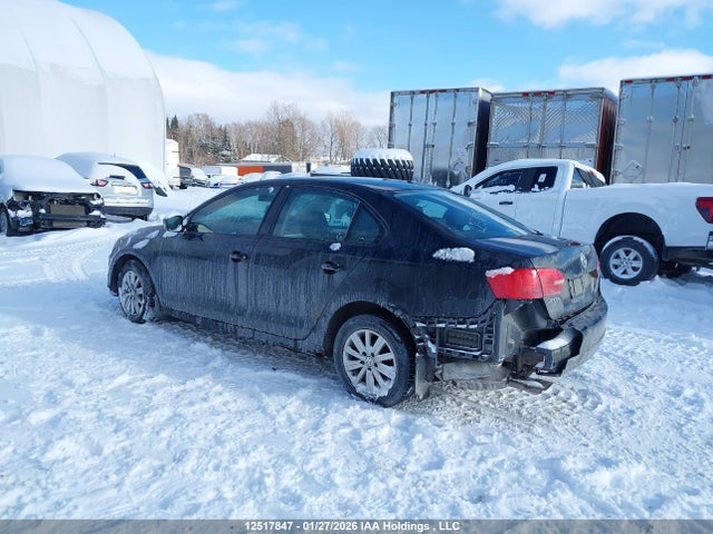 2013 Volkswagen Jetta 2.0l Comfortline მანქანა იყიდება აუქციონზე, vin: 3VWBK7AJ8DM281225, აუქციონის ნომერი: 12517847