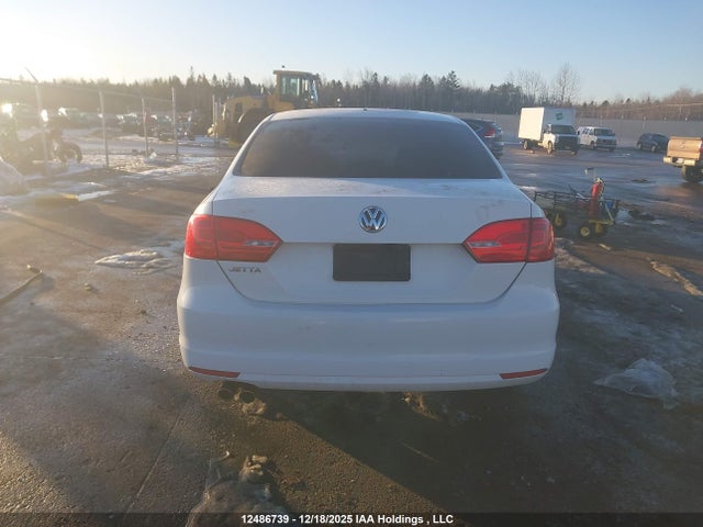12486739 :رقم المزاد ، 3VW2K7AJ6DM354060 vin ، 2013 Volkswagen Jetta 2.0l Trendline/2.0l Trendline+ مزاد بيع