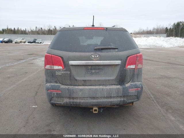 2013 Kia Sorento Lx V6 მანქანა იყიდება აუქციონზე, vin: 5XYKTDA20DG332396, აუქციონის ნომერი: 12559400