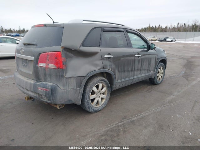 2013 Kia Sorento Lx V6 მანქანა იყიდება აუქციონზე, vin: 5XYKTDA20DG332396, აუქციონის ნომერი: 12559400
