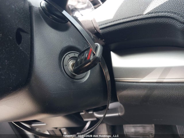 12566923 :رقم المزاد ، 2HKRM3H32GH001028 vin ، 2016 Honda Cr-v مزاد بيع